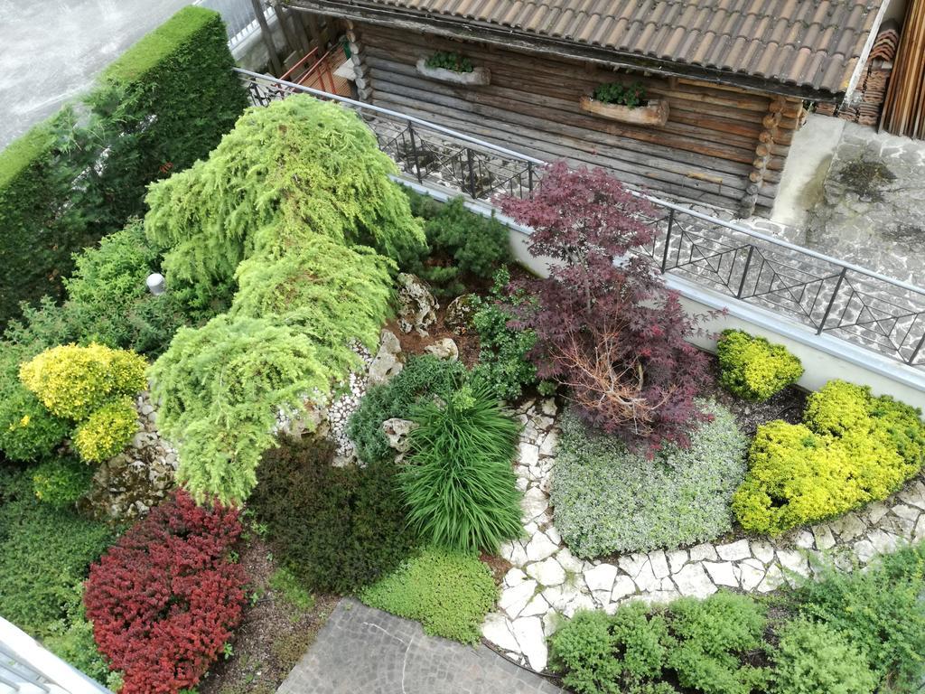 Hotel Garni Sottobosco Dimaro Exterior photo